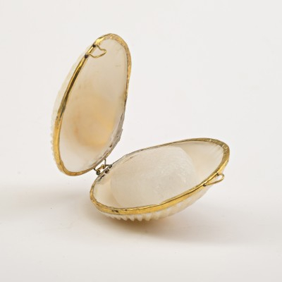 Кристалл свежести в тихоокеанской раковине Коклес Tawas Crystal, 55 г.